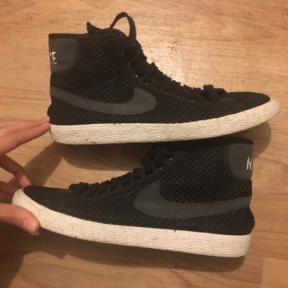 Retro Nike high top shoes!! - Picture 5 of 7